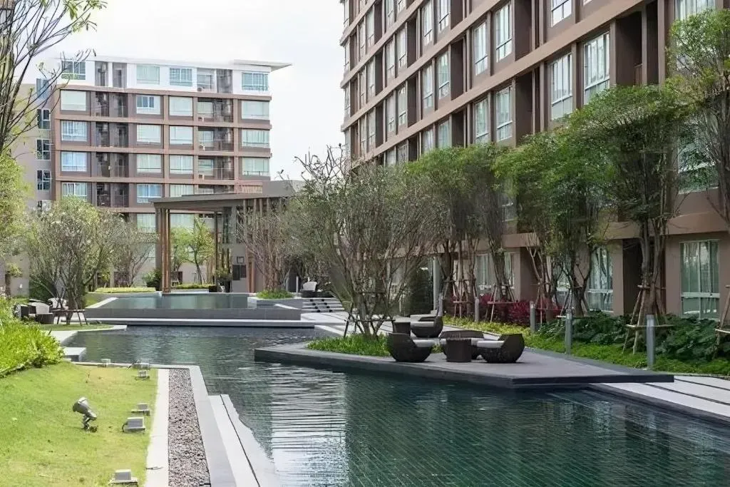 Modern residential building exterior and pool deck